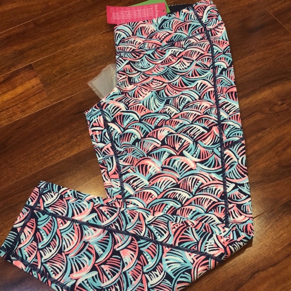 Lilly Pulitzer Pants - UPF 50+ Weekender Legging Neptune’s Net